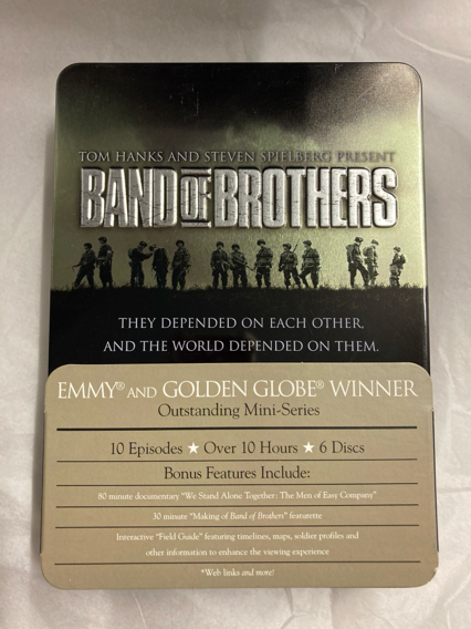 Band Of Brothers Presentation Tin with 6 DVDs