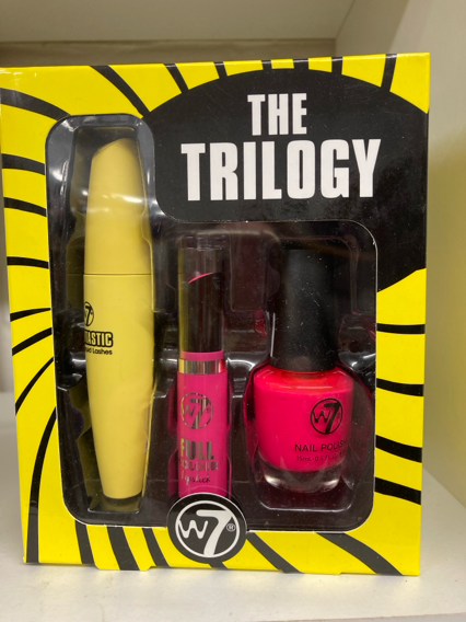 Brand New W7 The Trilogy Make Up Set