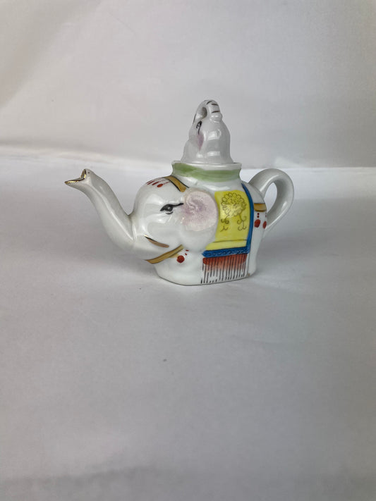 Decorative Small Elephant Ceramic  Teapot